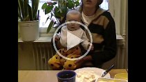 2005 Frida och Linnea äter