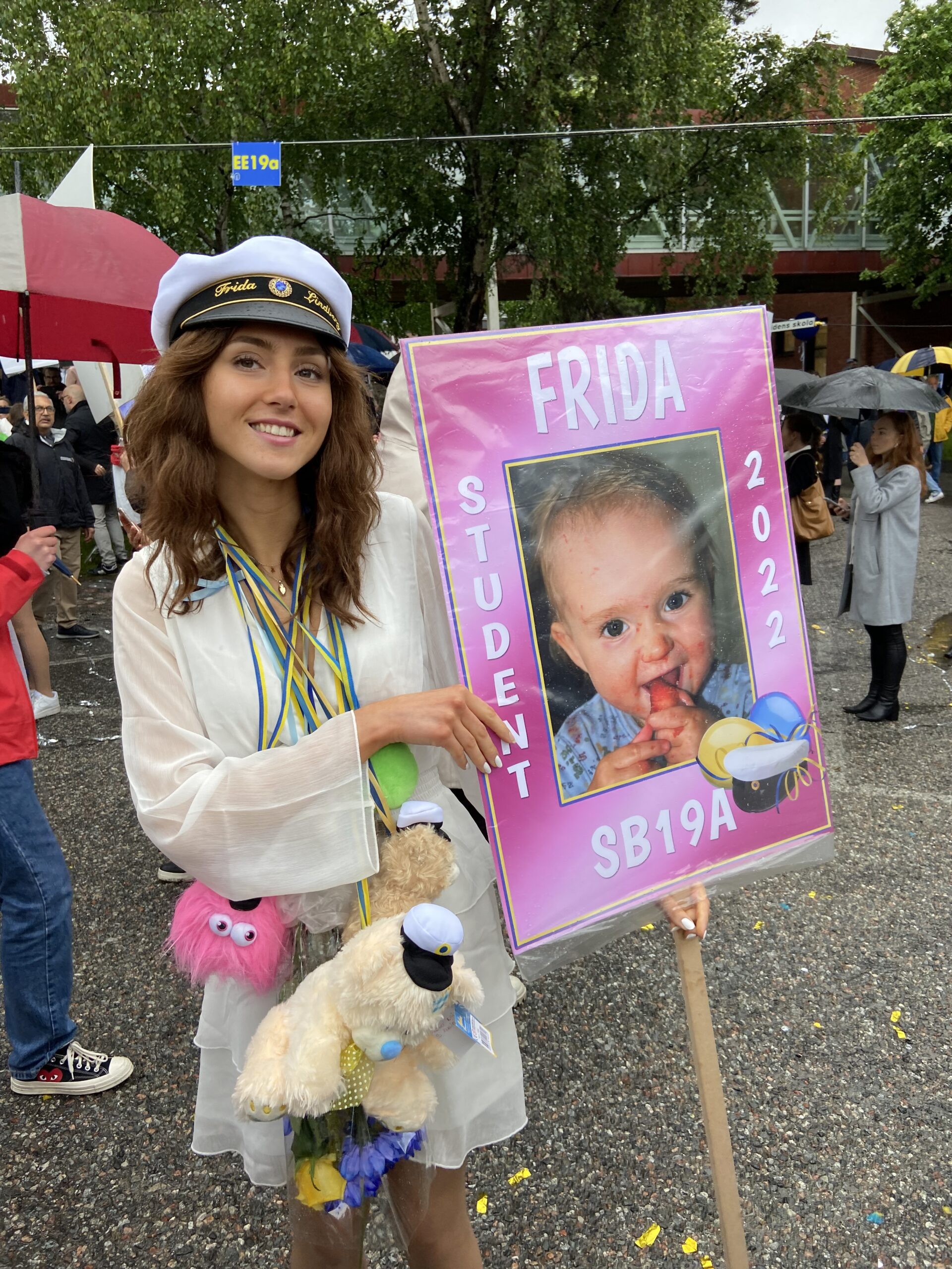 60B2DE4D-54CD-41ED-A498-78F269E8E31E