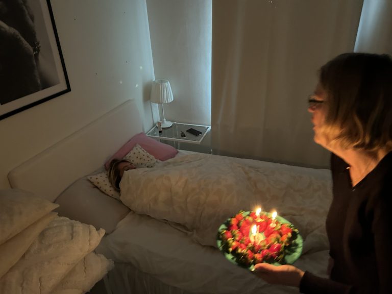 72E1D833-D409-40E2-93F6-8D905D6F8310