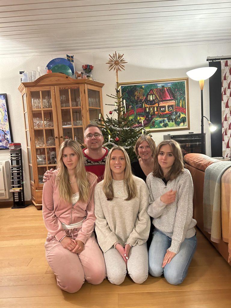 23-12-24-20-43-38-1479