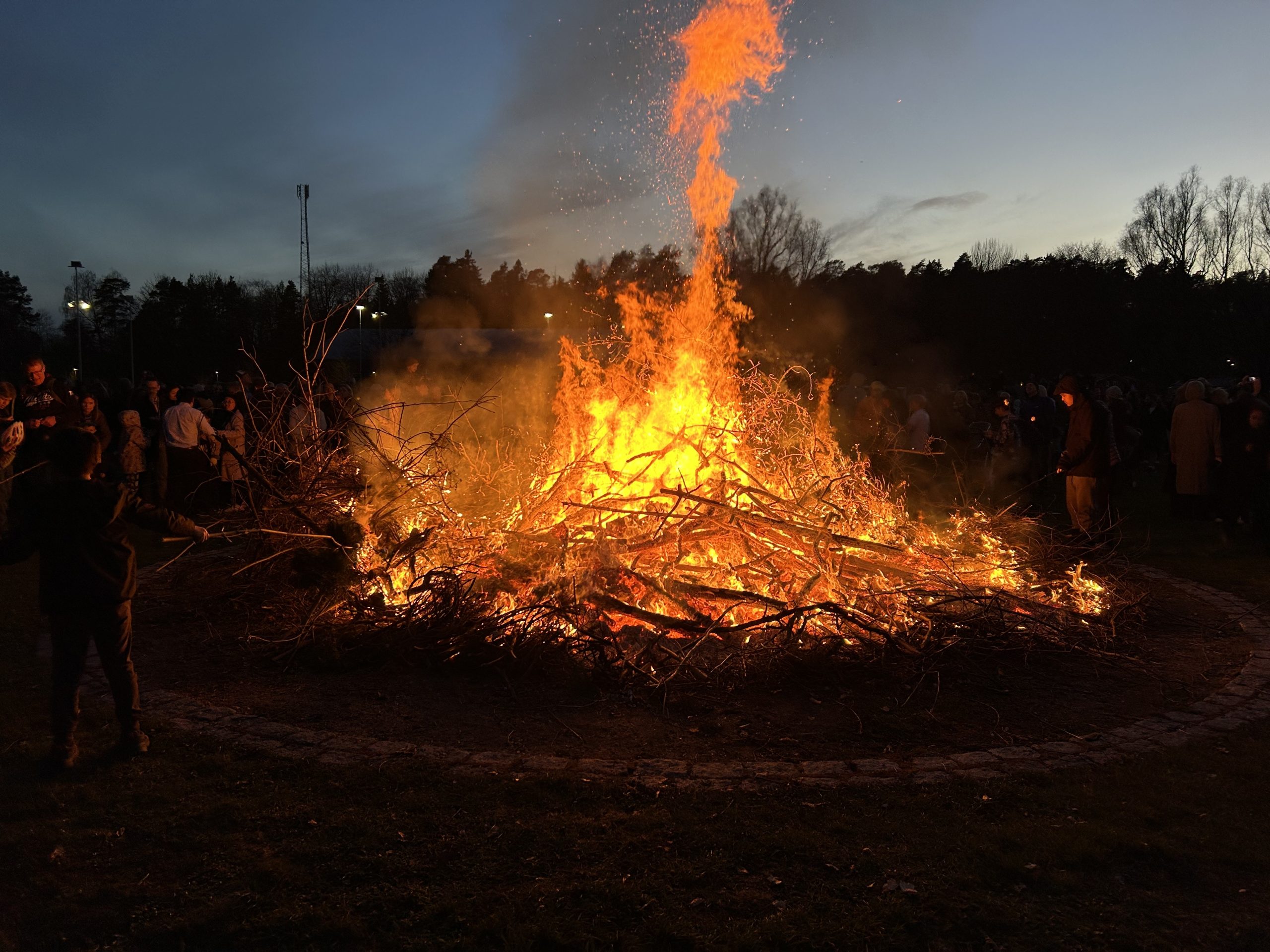 24-04-30 21-16-06 2082