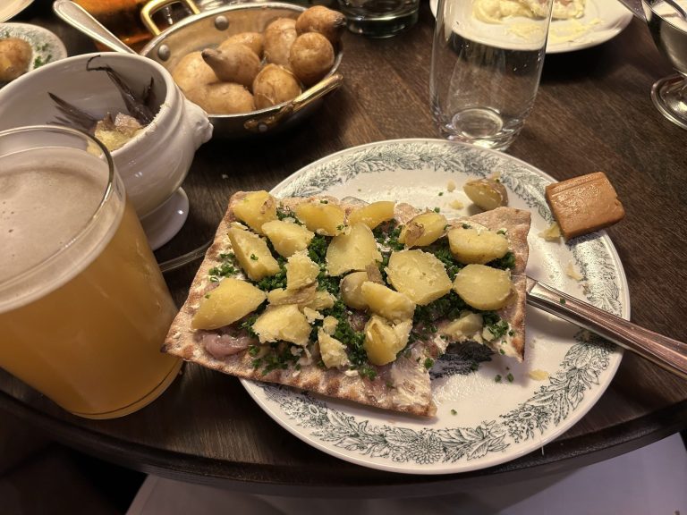 24-08-15 20-38-58 2746