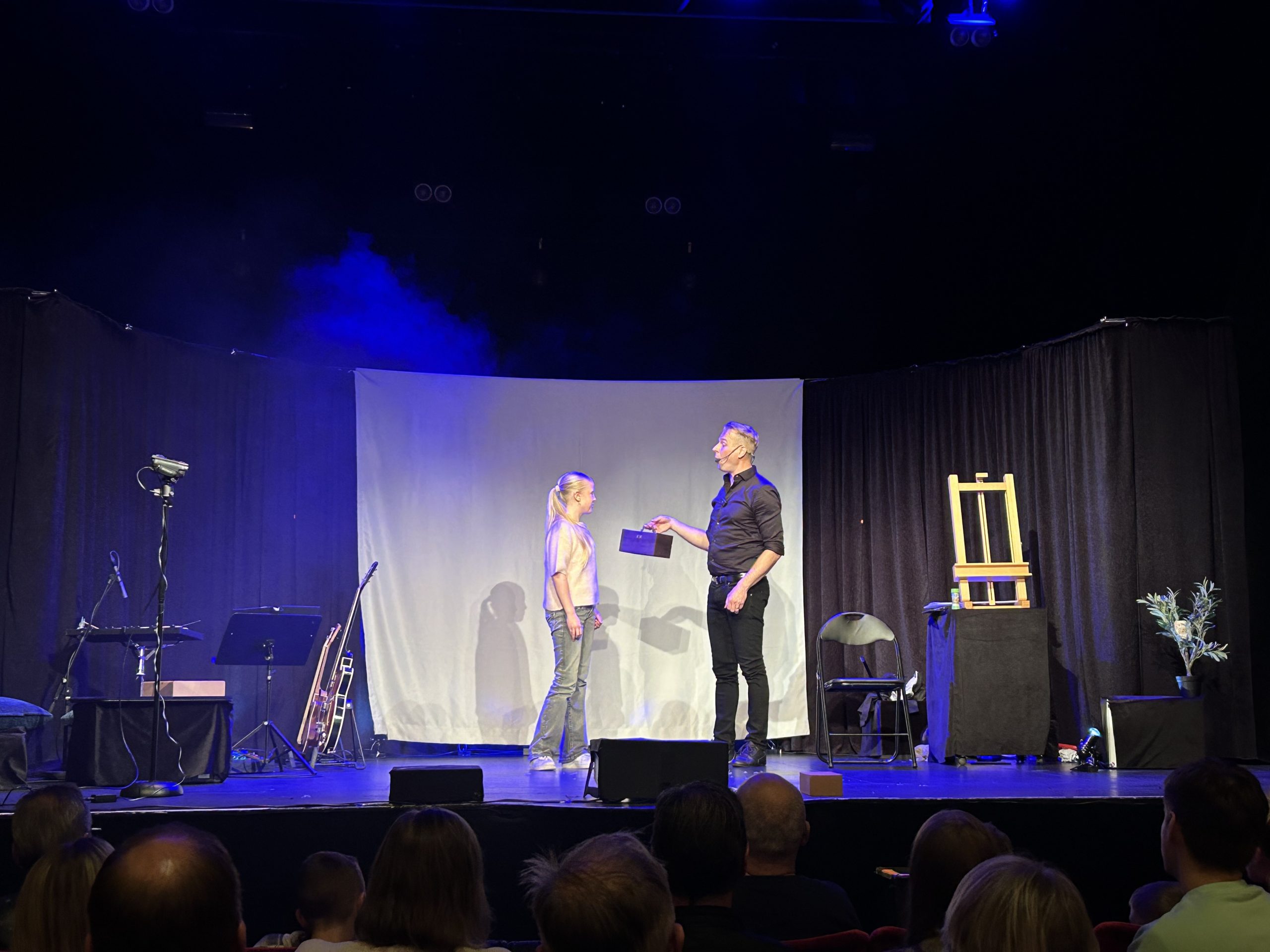 24-10-27 19-11-28 3051