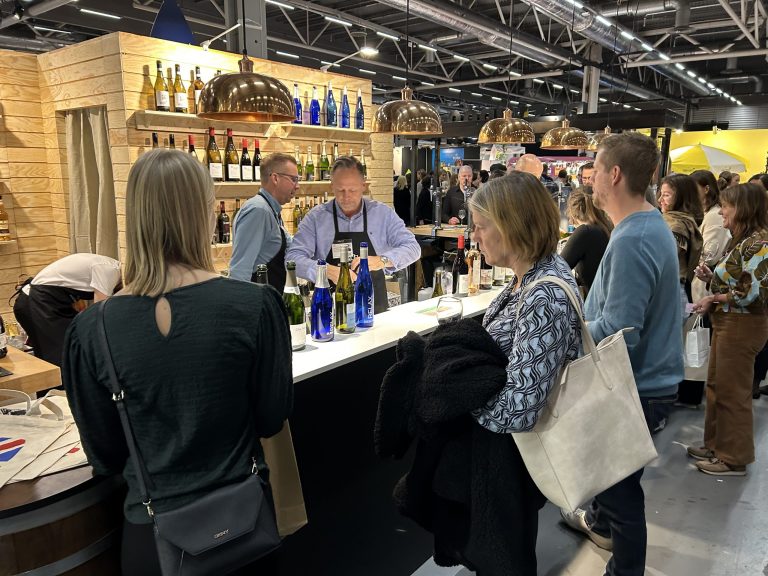 24-11-09 16-38-42 3111