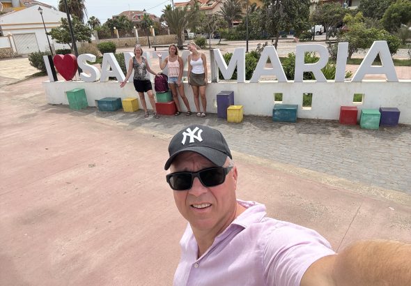 25-11-03 11-44-03 1884