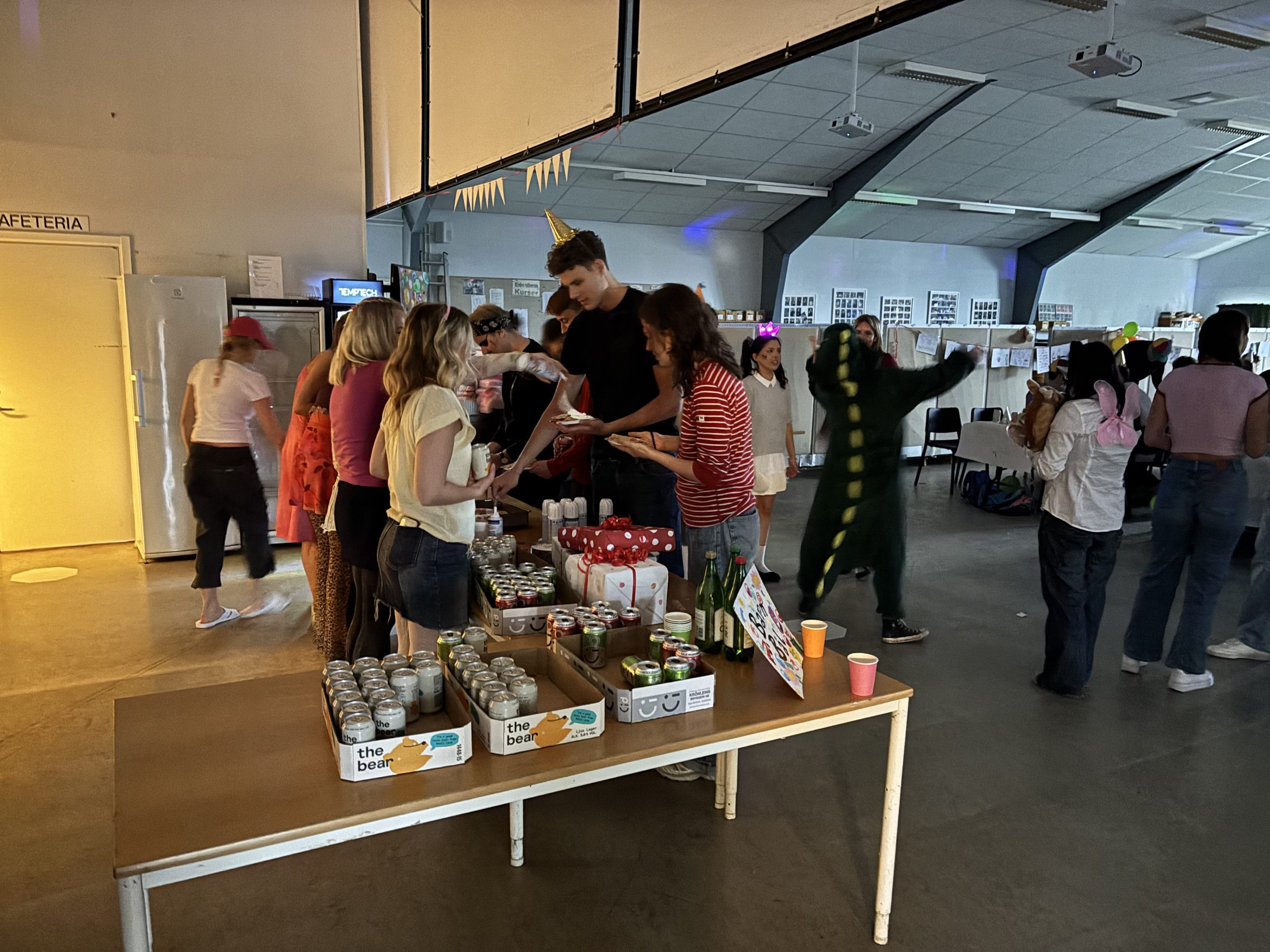 25-05-22 19-05-25 0642