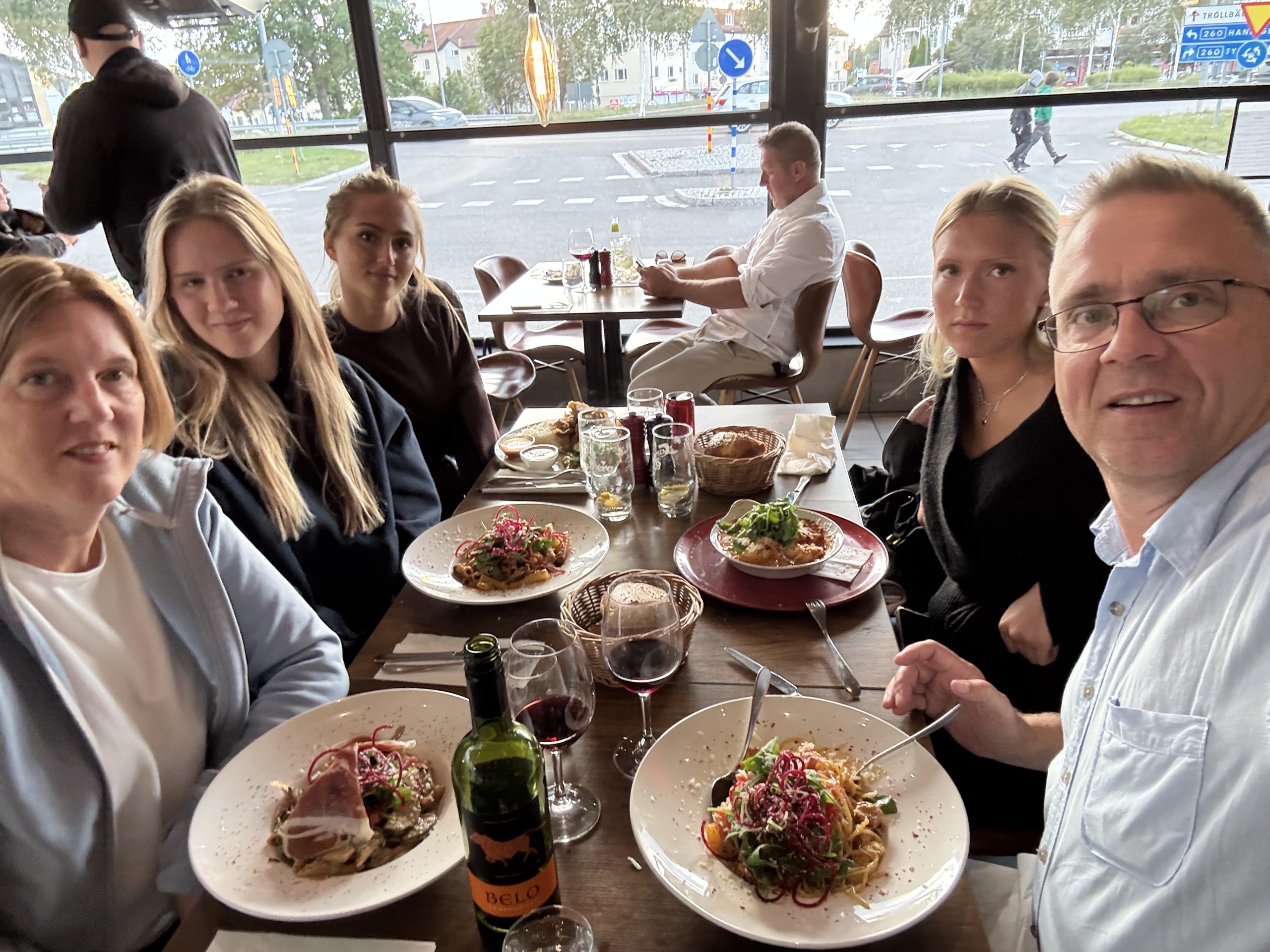 25-08-20 18-43-22 1269