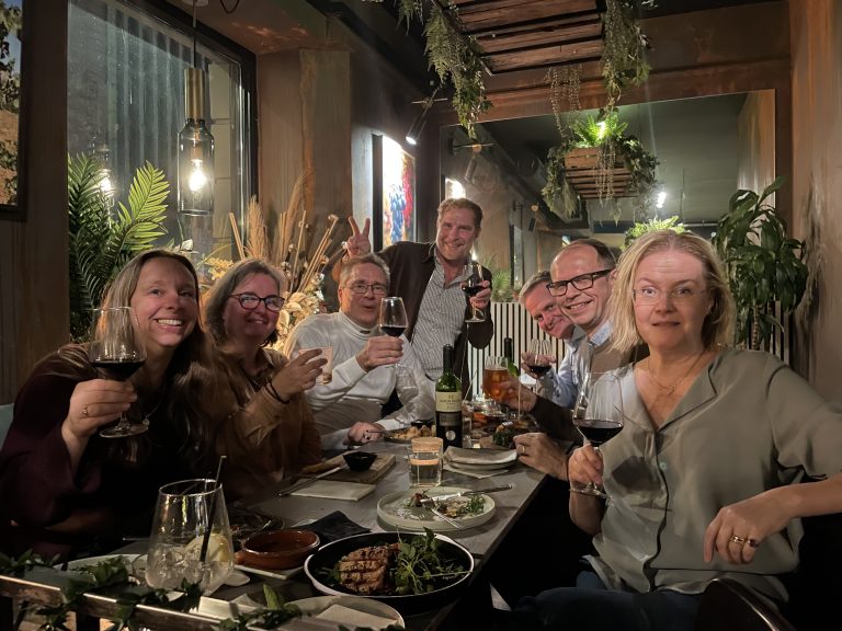 25-12-06 20-36-28 9783