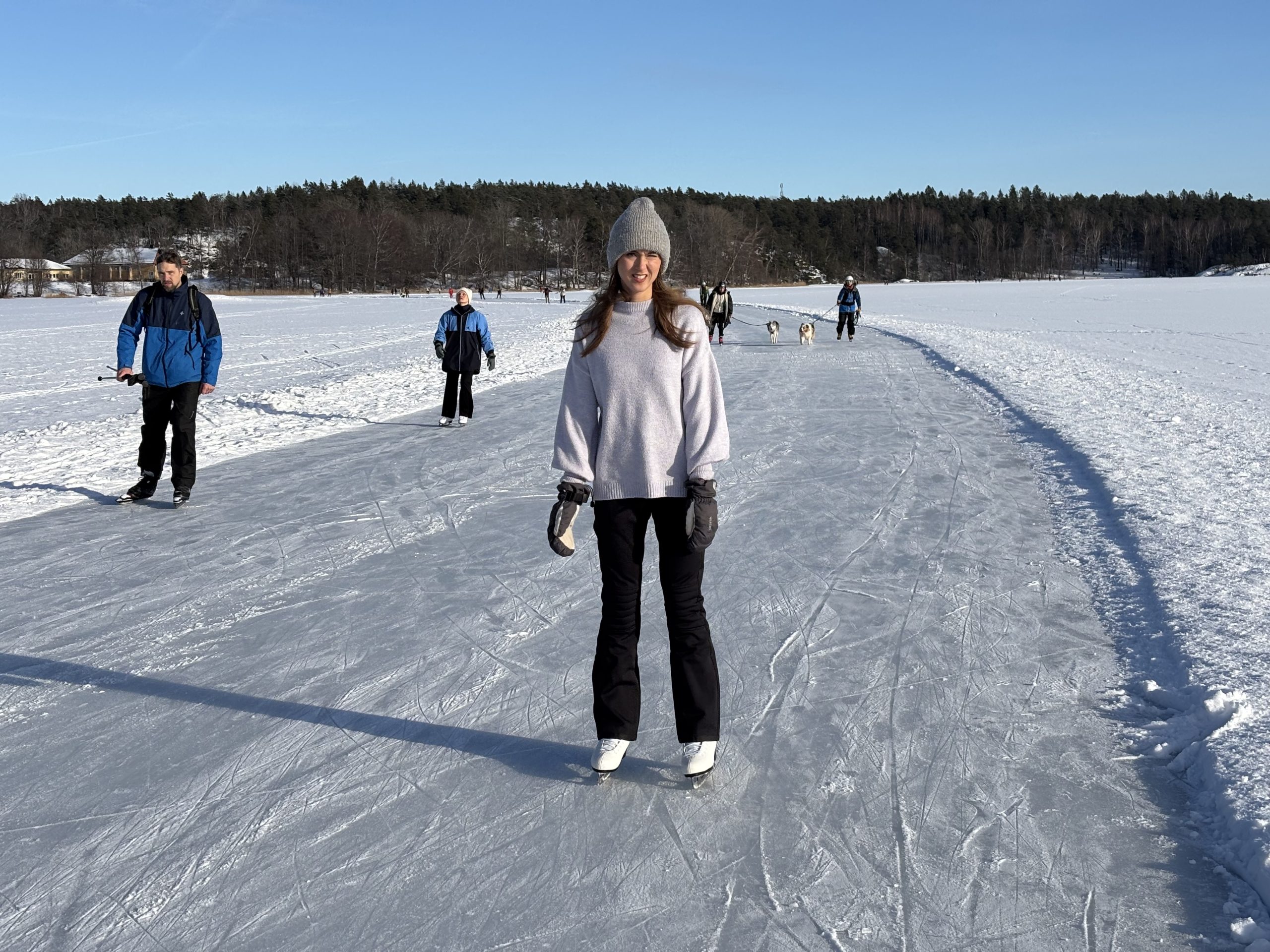 26-02-22 14-23-22 2893